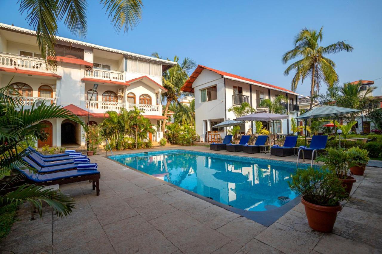 La Vaiencia Beach Resort, Morjim Exterior photo